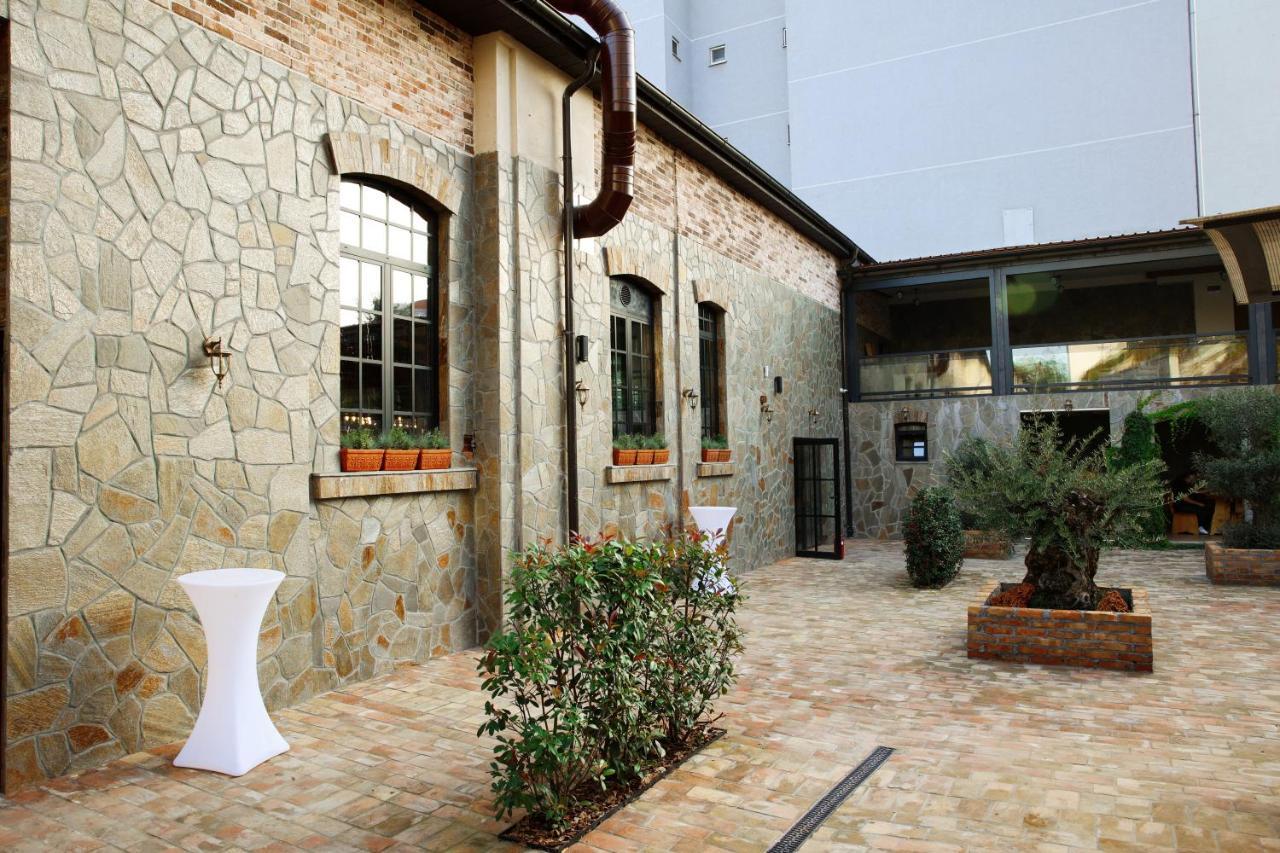 Hotel Livnica Belgrade Luaran gambar